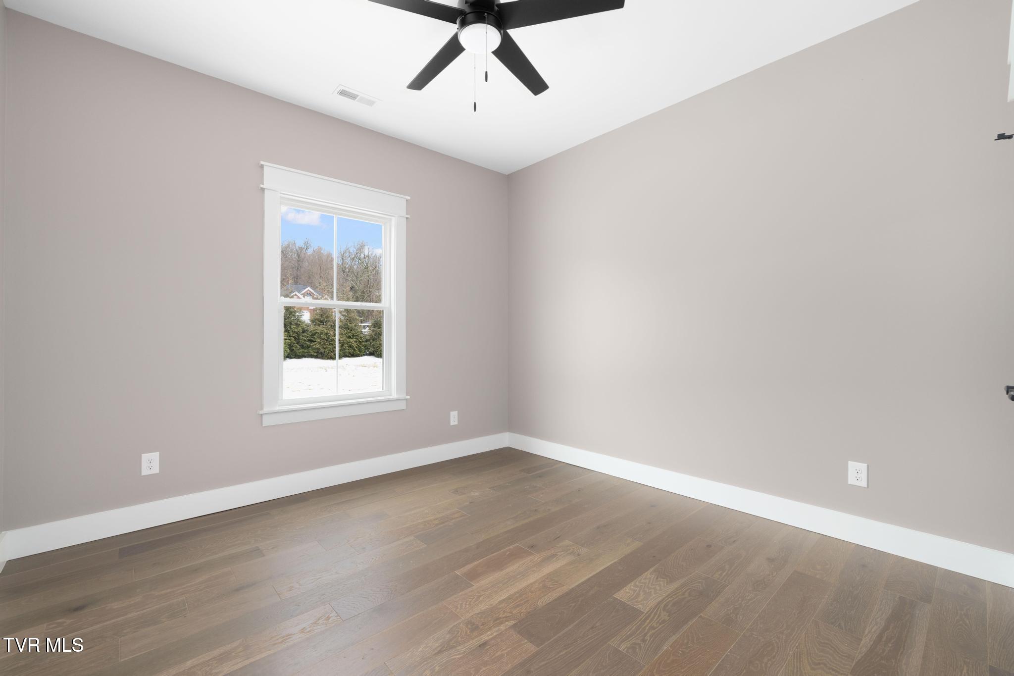 5419 Orebank Road Kingsport, TN 37664 - Photo 30 of 53 IMG_1925