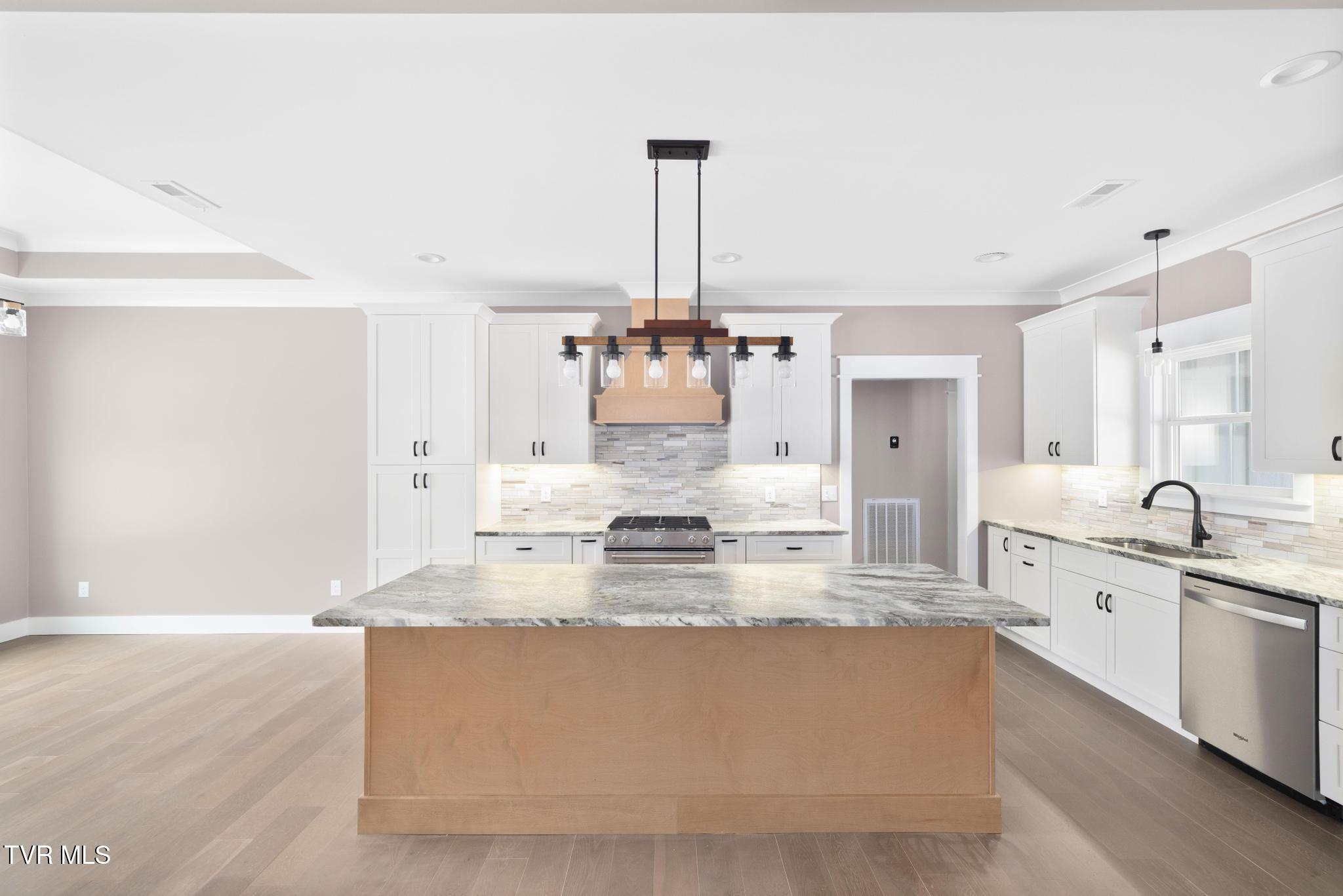 5419 Orebank Road Kingsport, TN 37664 - Photo 31 of 53 IMG_1806