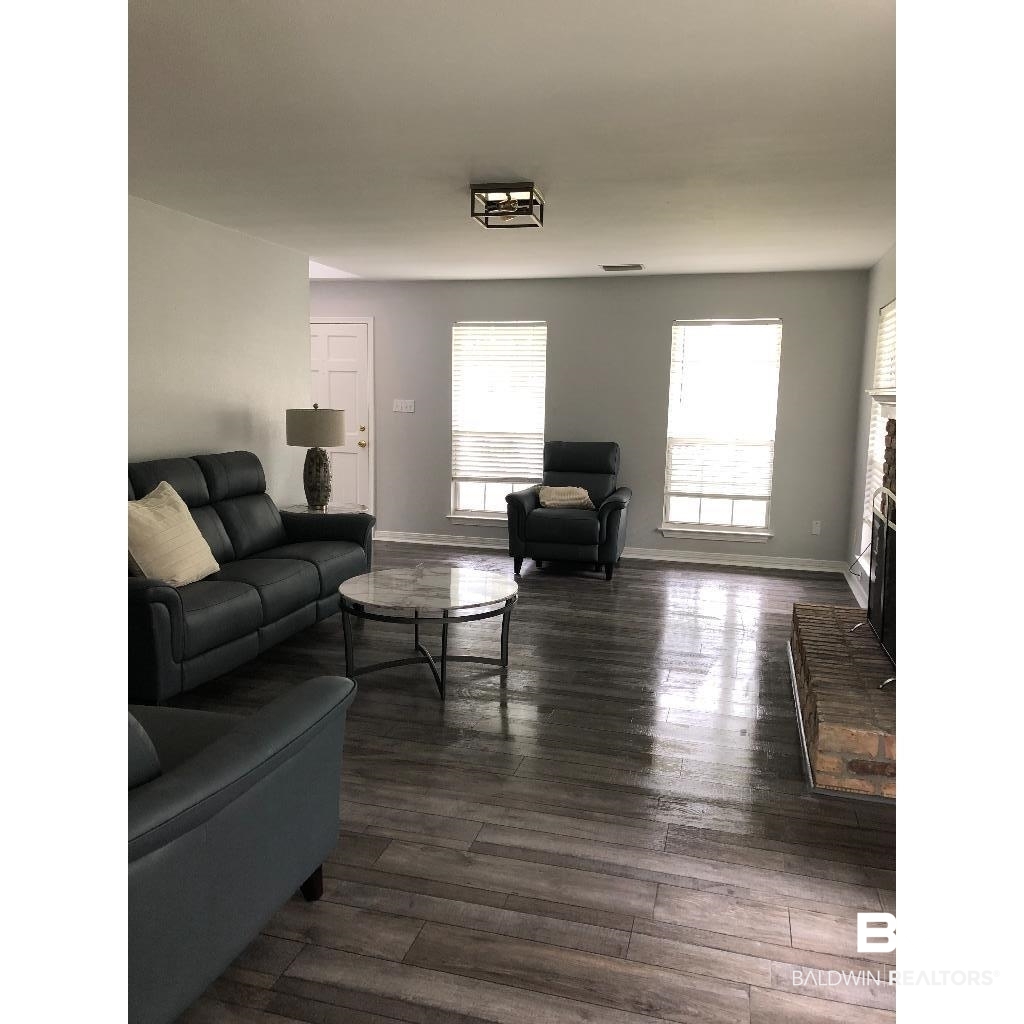 20550 Lowry Drive Fairhope, AL 36532 - Photo 6 of 18