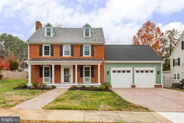 $1,150,000 | 913 Sylvania Avenue, Fredericksburg, VA 22401