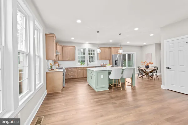$1,150,000 | 913 Sylvania Avenue, Fredericksburg, VA 22401