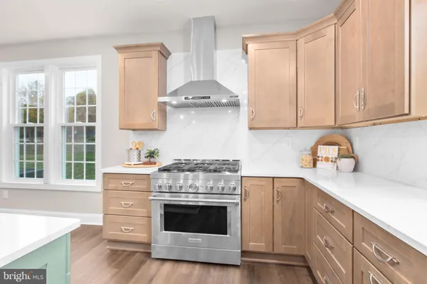$1,150,000 | 913 Sylvania Avenue, Fredericksburg, VA 22401
