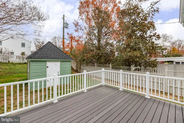 $1,150,000 | 913 Sylvania Avenue, Fredericksburg, VA 22401