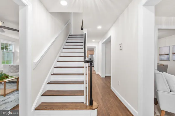 $1,150,000 | 913 Sylvania Avenue, Fredericksburg, VA 22401