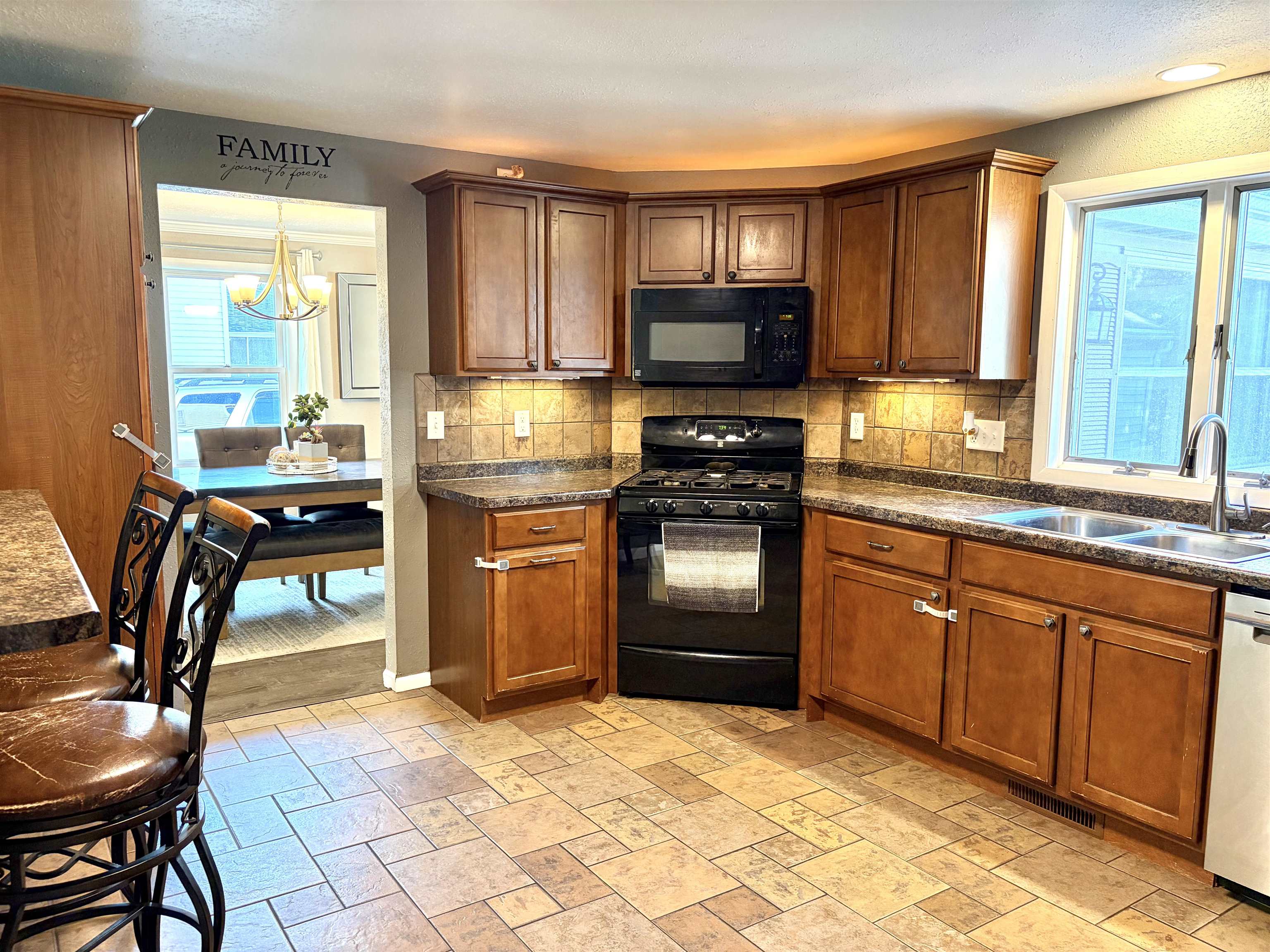 513 East Lindbergh Street Appleton, WI 54911 - Photo 16 of 40