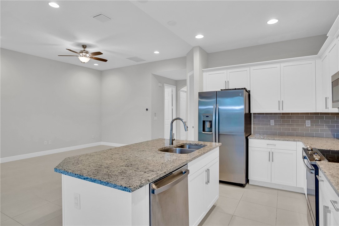 6148 Bella Rosa Lane Vero Beach, FL 32966 - Photo 11 of 35