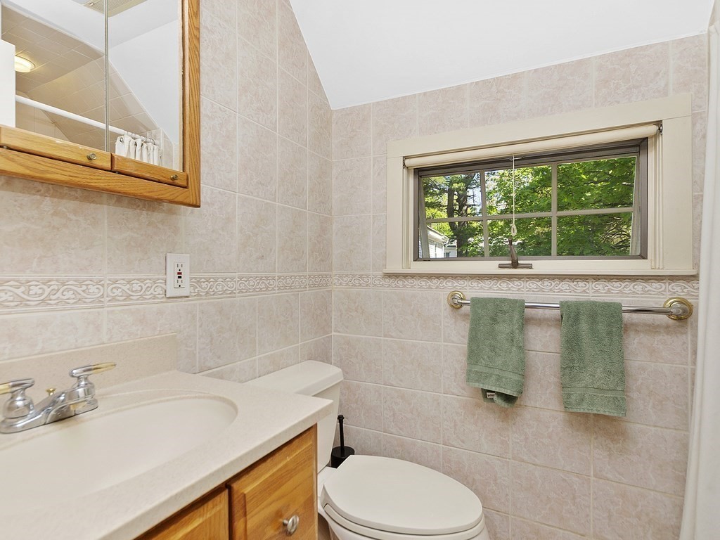 100 Concord Road Lincoln, MA 01773 - Photo 19 of 29 Gallery Image 19