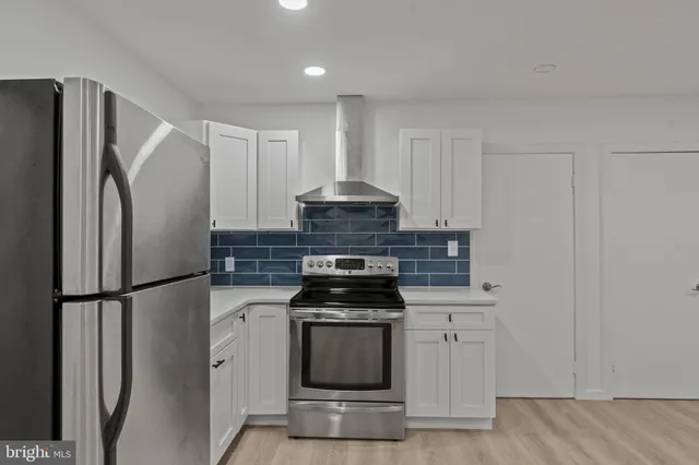 $230,000 | 14 North Broadway, Gloucester City, NJ 08030