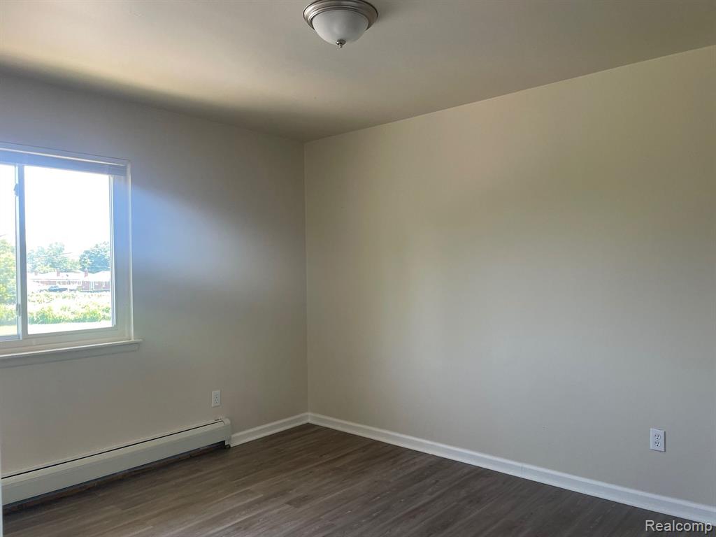 19220 Wick Road, Unit 219 Allen Park, MI 48101 - Photo 10 of 18