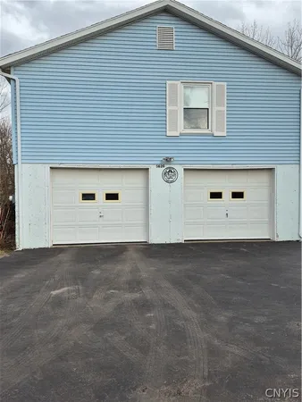 $399,900 | 5620 Jenkins Road, Westmoreland, NY 13440