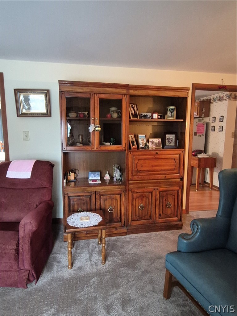 5620 Jenkins Road Westmoreland, NY 13440 - Photo 5 of 39