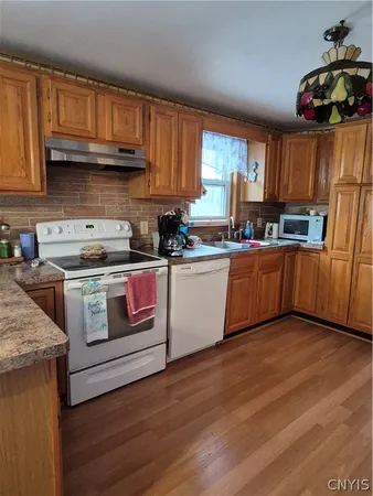 $399,900 | 5620 Jenkins Road, Westmoreland, NY 13440