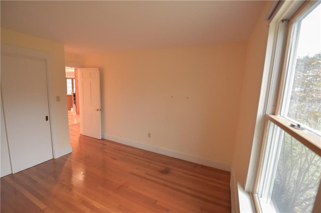 6 Rand Road Yarmouth, ME 04096 - Photo 14 of 23 Middle Bedroom