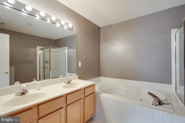 $2,750 | 13396 Burrough Farm Drive, Herndon, VA 20171