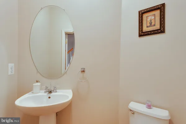 $2,750 | 13396 Burrough Farm Drive, Herndon, VA 20171