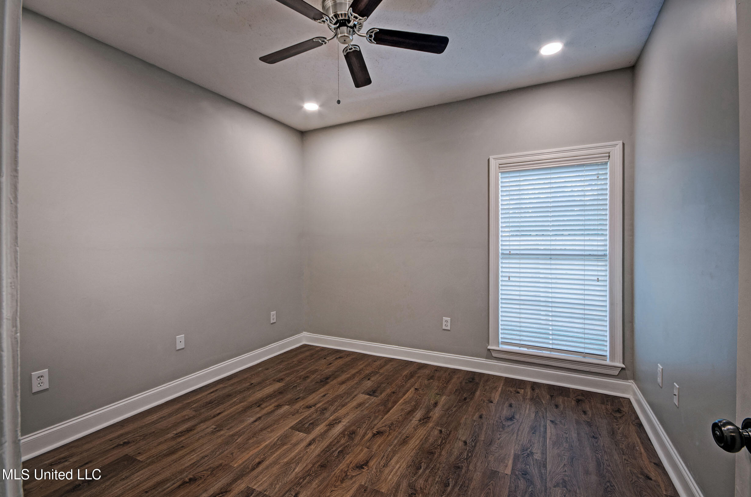 301 Old Town Circle Brandon, MS 39042 - Photo 13 of 24 IMGP5421_2_3