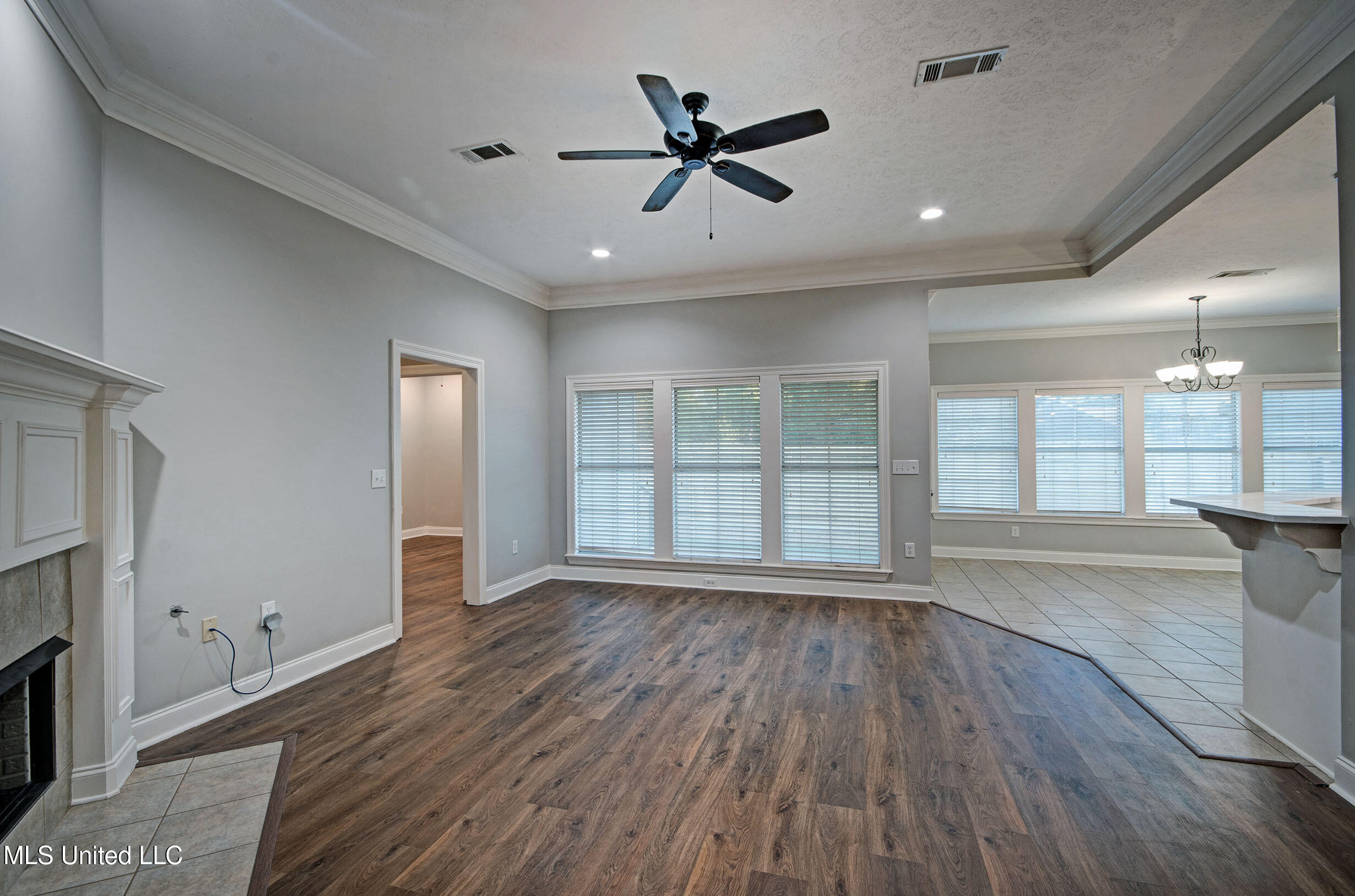 301 Old Town Circle Brandon, MS 39042 - Photo 3 of 24 IMGP5385_6_7