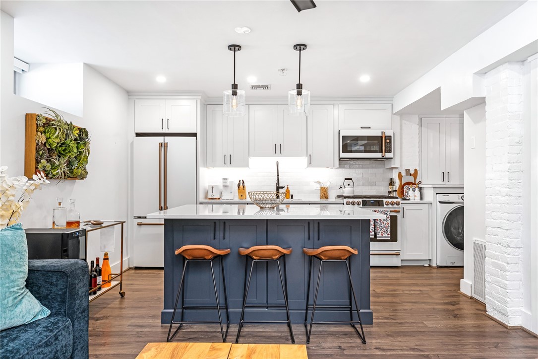 426 Spring Street, Unit B103 Newport, RI 02840 - Photo 8 of 31