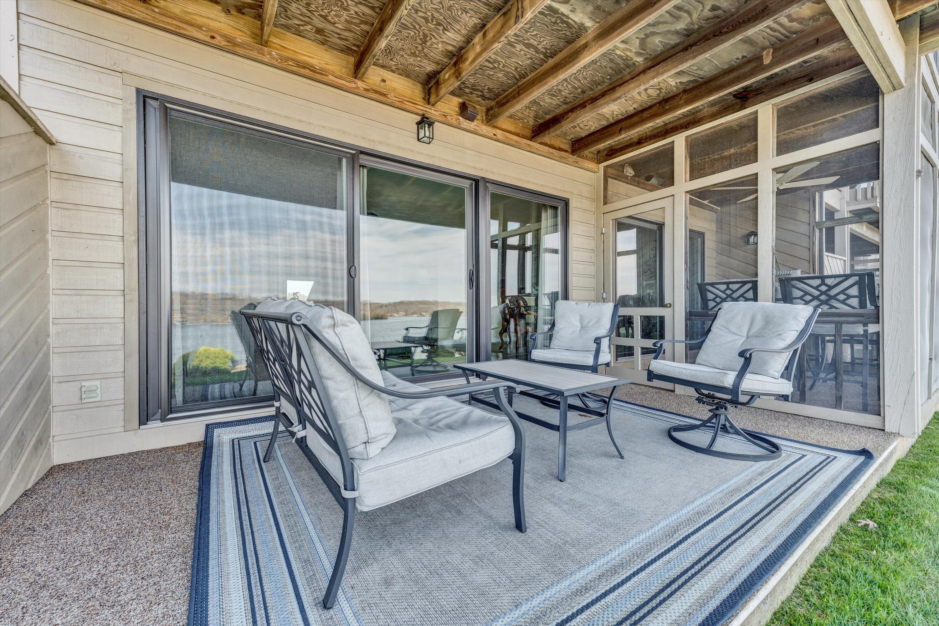 850 Gangplank Road, Unit 302 Moneta, VA 24121 - Photo 18 of 30 19-031420240083