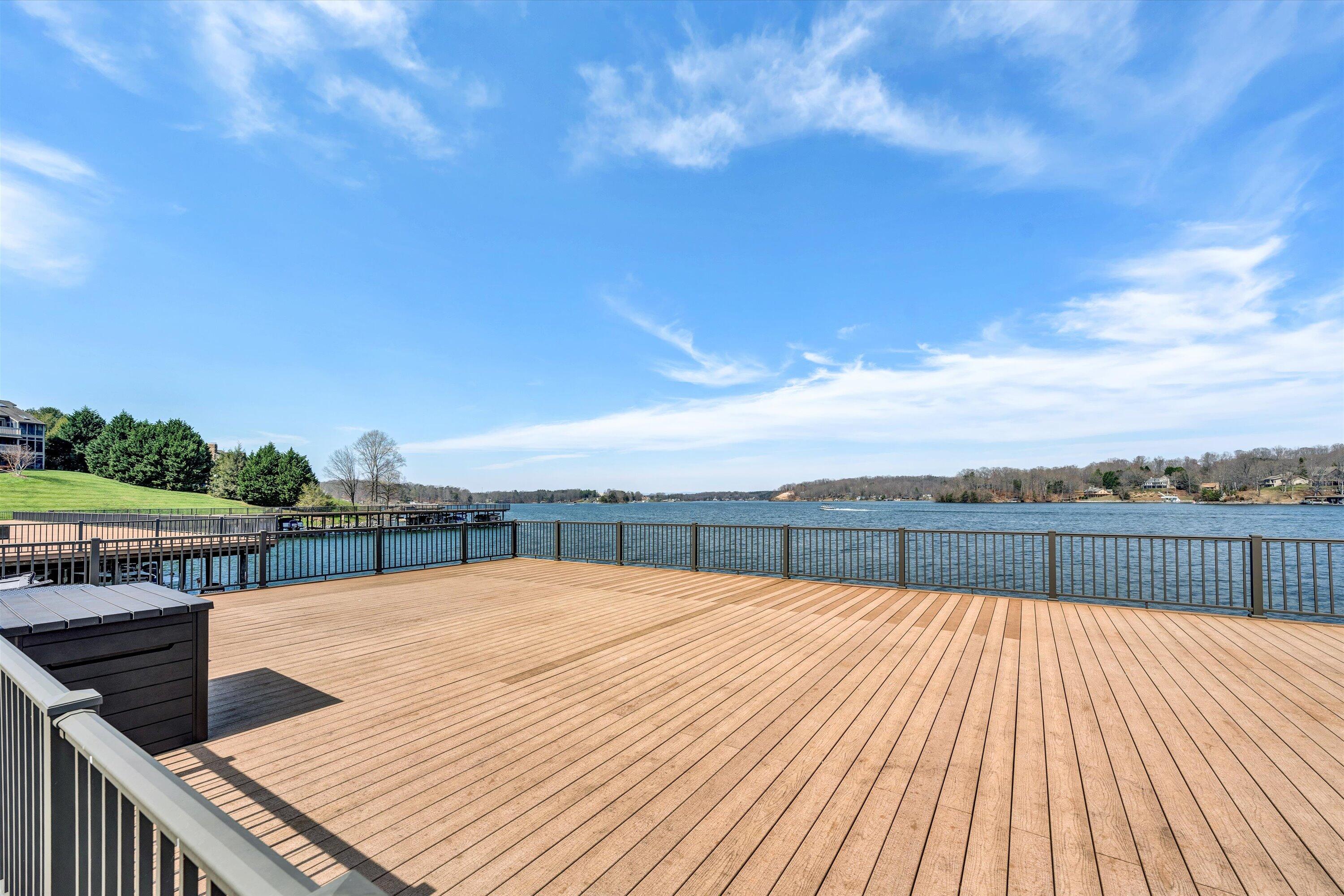 850 Gangplank Road, Unit 302 Moneta, VA 24121 - Photo 24 of 30 25-031420240089