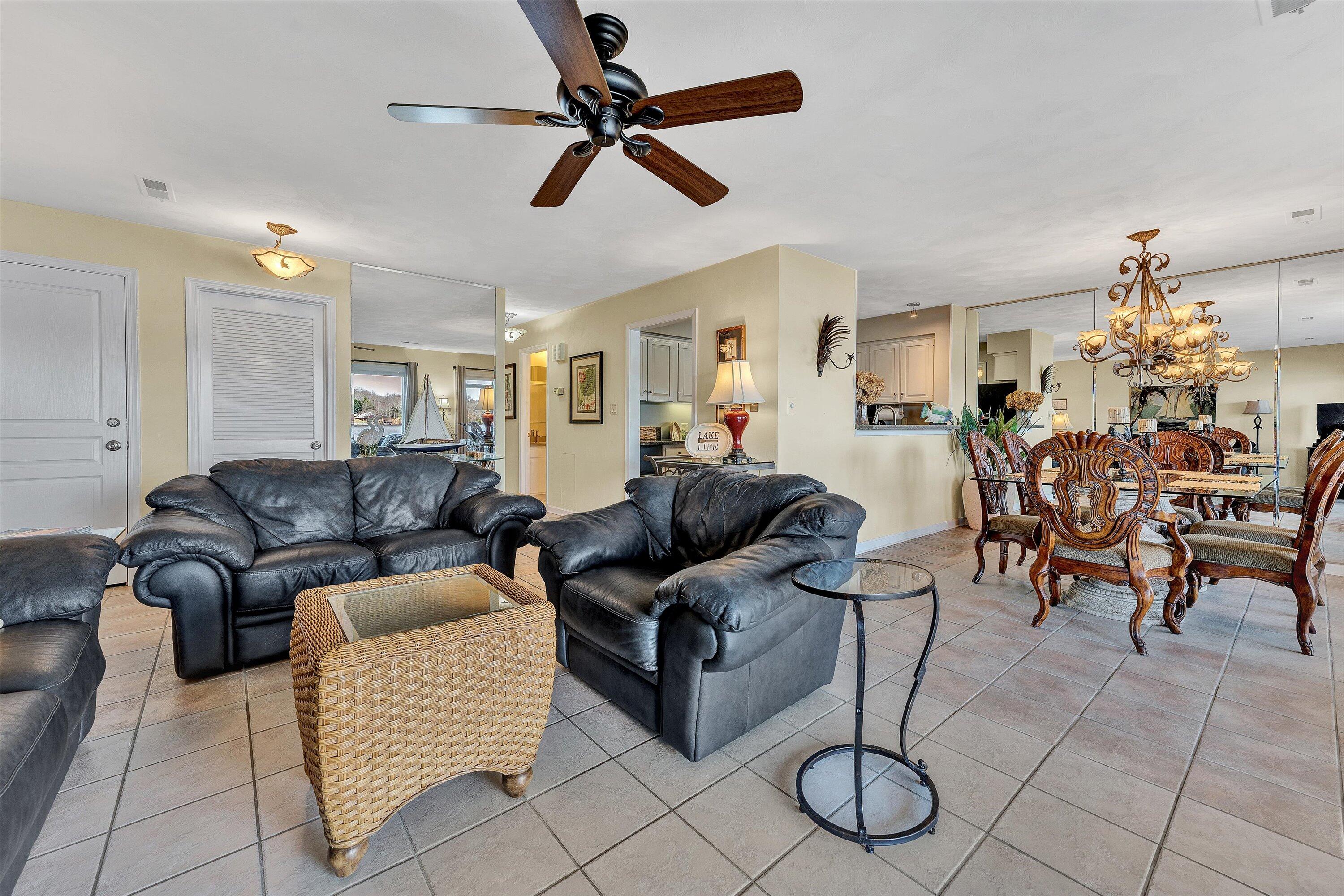 850 Gangplank Road, Unit 302 Moneta, VA 24121 - Photo 7 of 30 08-031420240072