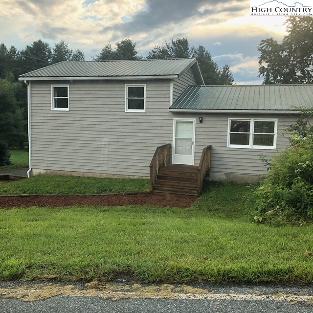 694 Don Hayes Road Boone, NC 28607 - Photo 5 of 25 Gallery Image 5
