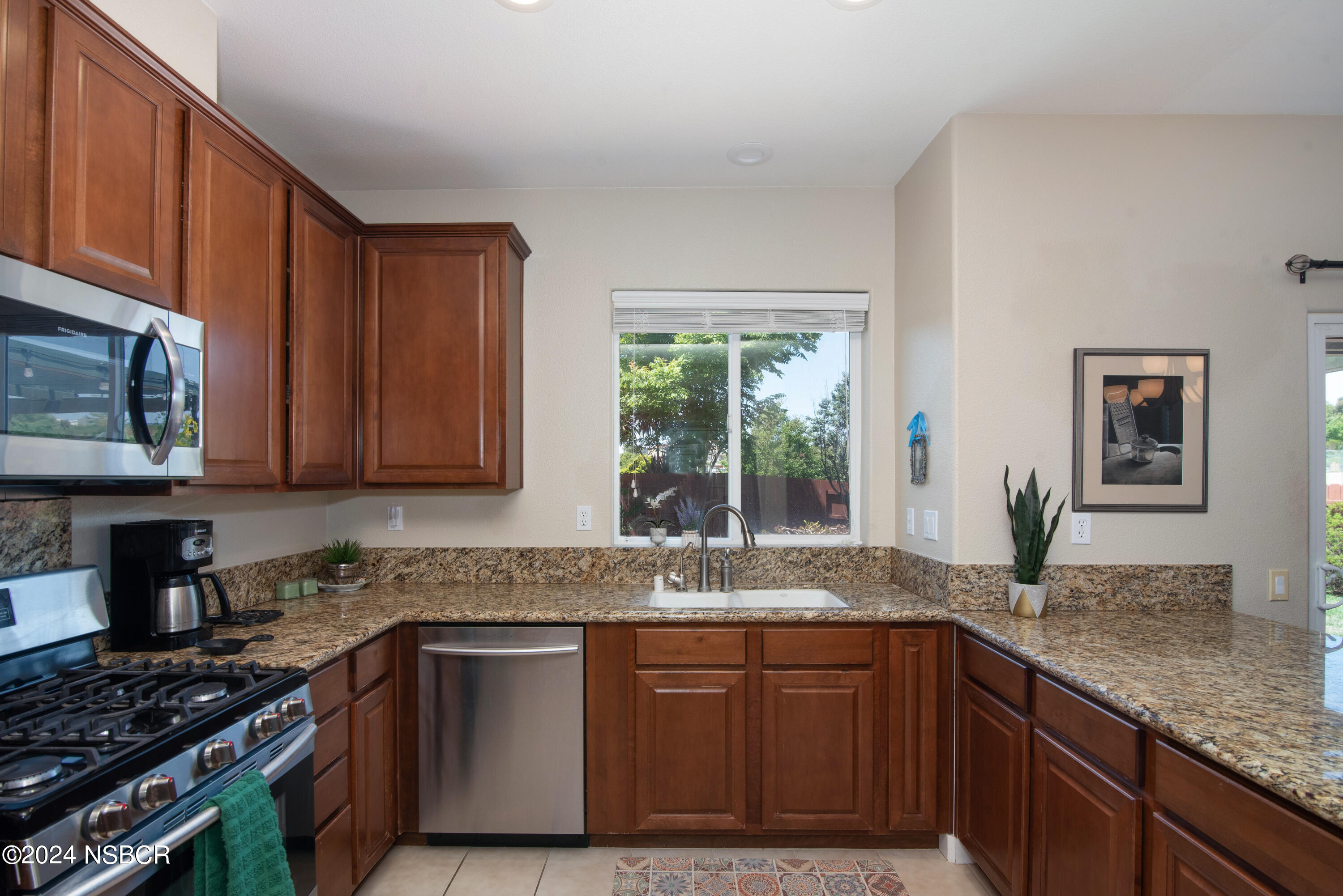 723 Voyager Road Lompoc, CA 93436 - Photo 10 of 34 11-KKP_3500