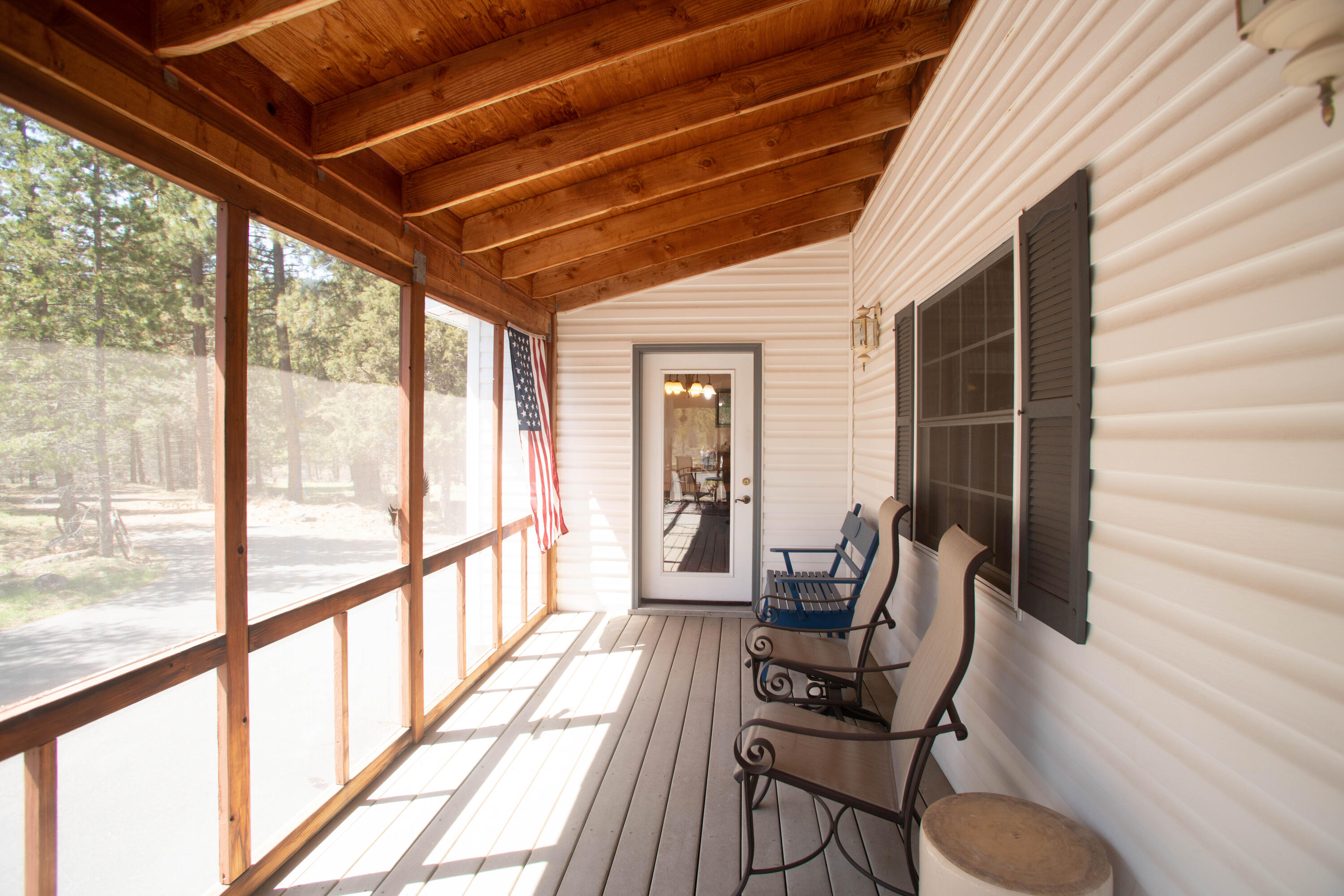 4099 Round Lake Road Klamath Falls, OR 97601 - Photo 17 of 50 4099 RdLk__062