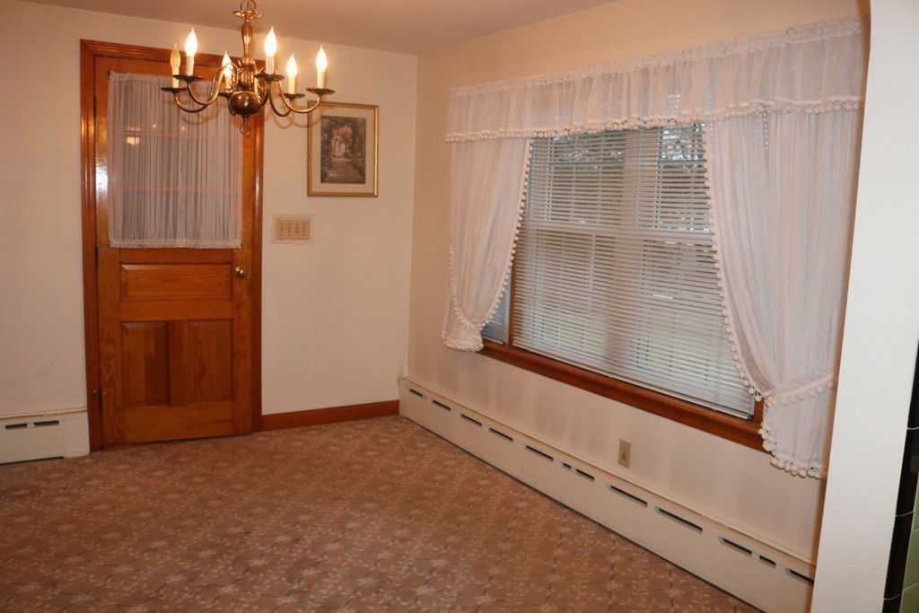34 Arkwright Road Webster, MA 01570 - Photo 13 of 30 Gallery Image 13