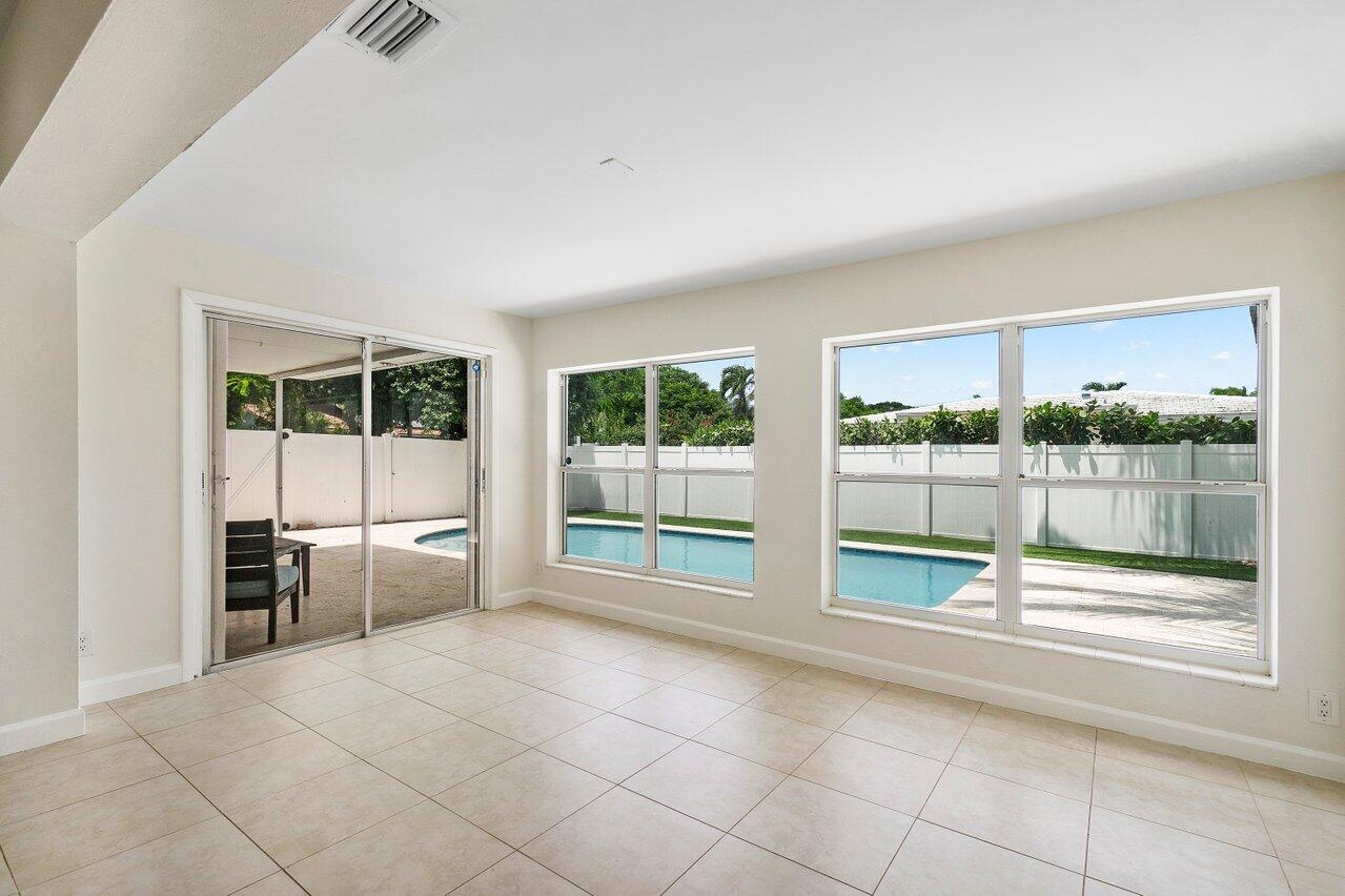 401 Northeast 24th Street Boca Raton, FL 33431 - Photo 9 of 42 401 NE 24th Street, Boca Raton (8)