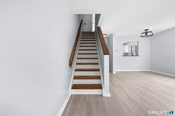 $389,000 | 115 Flax Hill Road, Unit 6, Norwalk, CT 06854