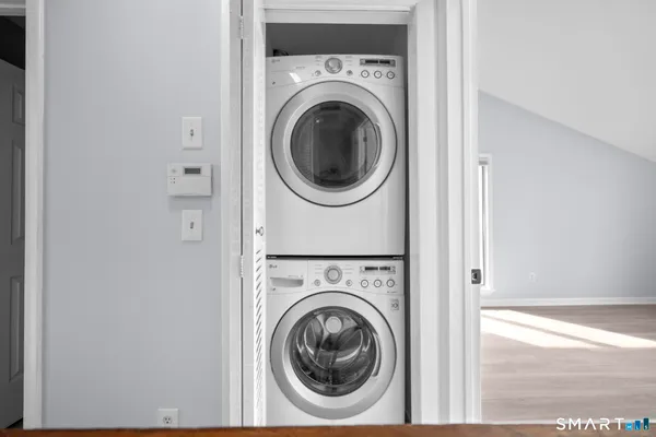 $389,000 | 115 Flax Hill Road, Unit 6, Norwalk, CT 06854