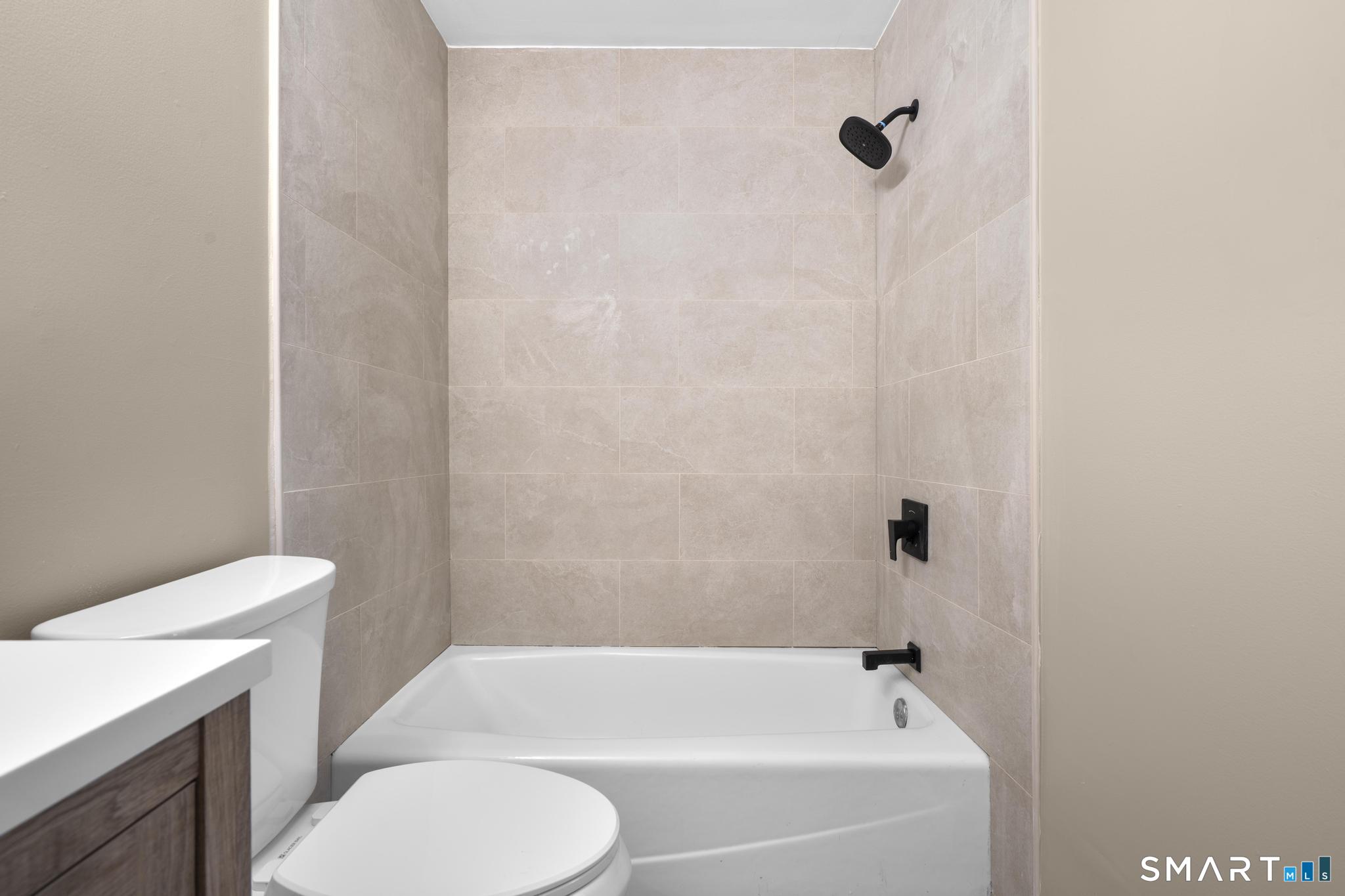 115 Flax Hill Road, Unit 6 Norwalk, CT 06854 - Photo 24 of 38