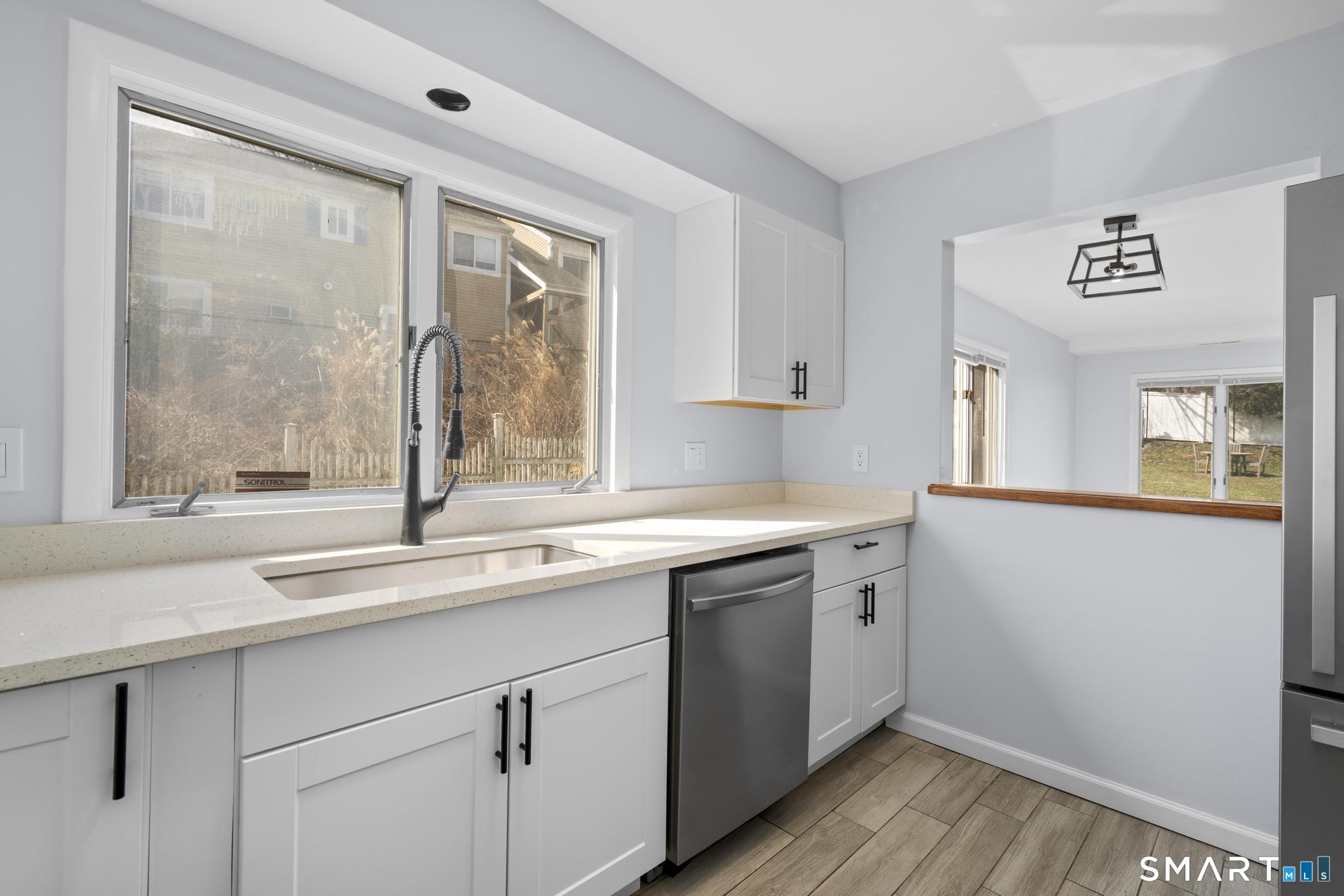 115 Flax Hill Road, Unit 6 Norwalk, CT 06854 - Photo 3 of 38