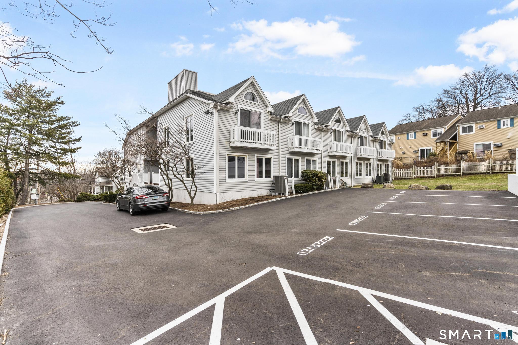 115 Flax Hill Road, Unit 6 Norwalk, CT 06854 - Photo 32 of 38