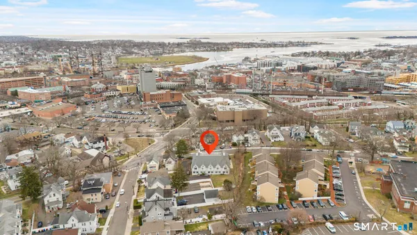 $389,000 | 115 Flax Hill Road, Unit 6, Norwalk, CT 06854