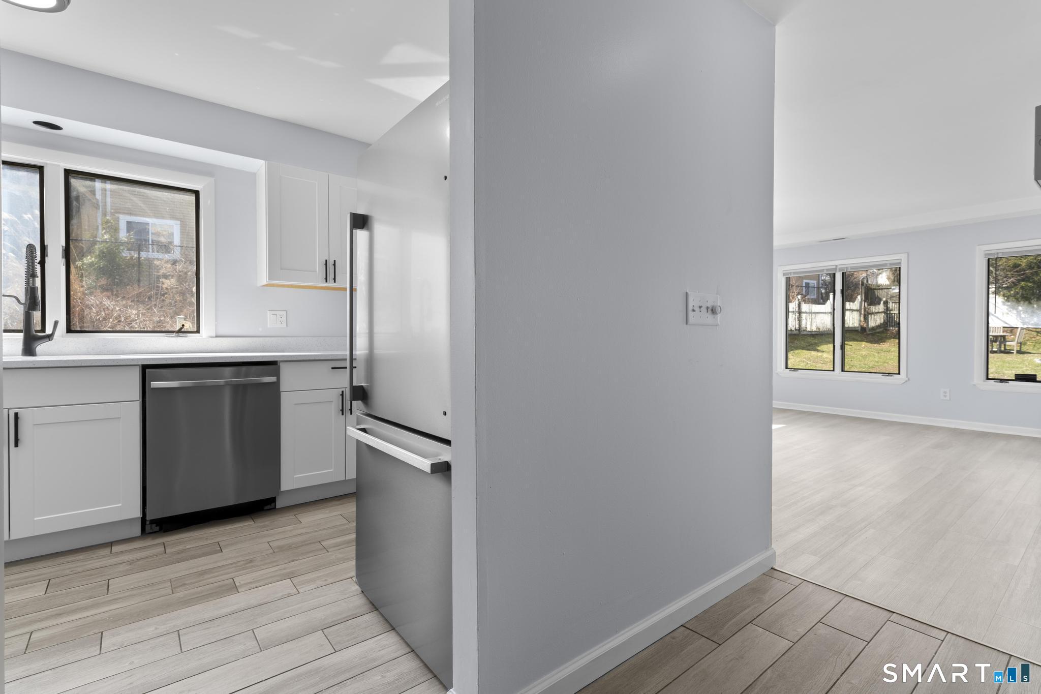 115 Flax Hill Road, Unit 6 Norwalk, CT 06854 - Photo 6 of 38