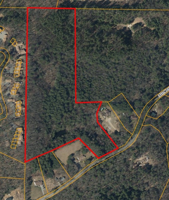 30 Mashapaug Road Sturbridge, MA 01566 - Photo 2 of 4