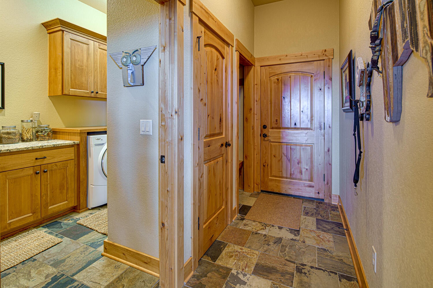 914 Highland View Loop Redmond, OR 97756 - Photo 46 of 50 914-271
