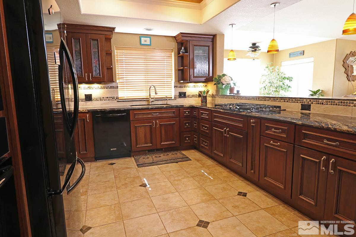 14240 Via Contento Court Reno, NV 89511 - Photo 9 of 24 Photo 9