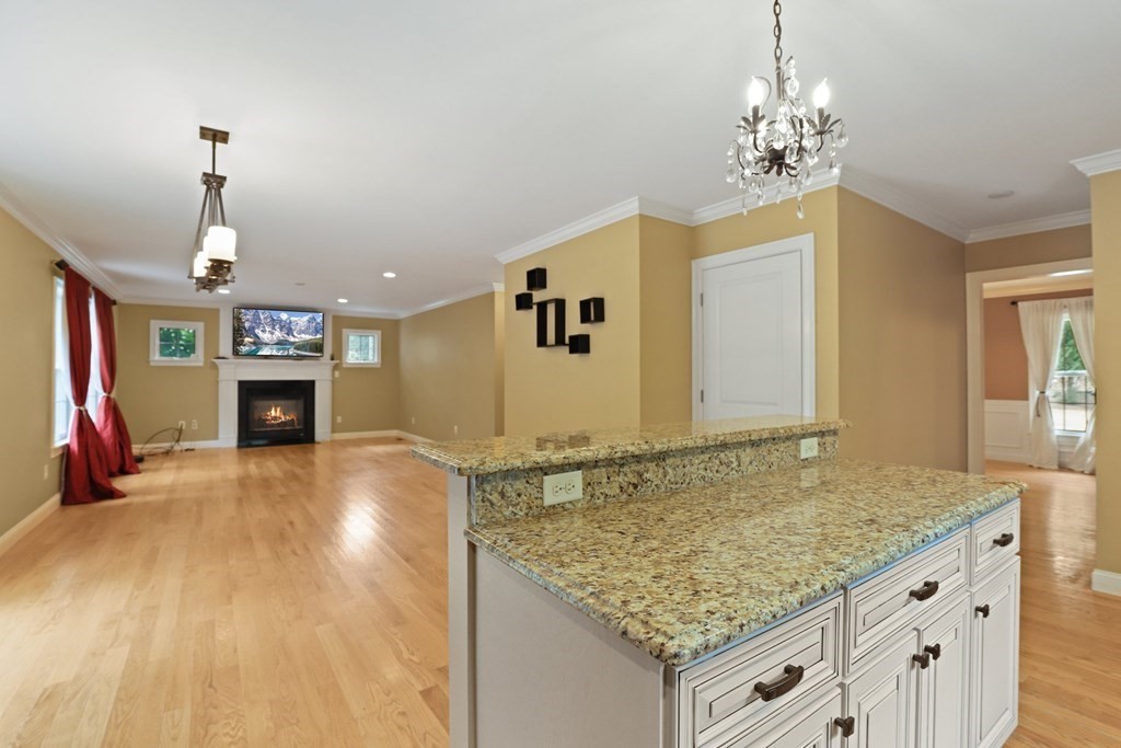211 Bailey Street Canton, MA 02021 - Photo 13 of 40 Gallery Image 13