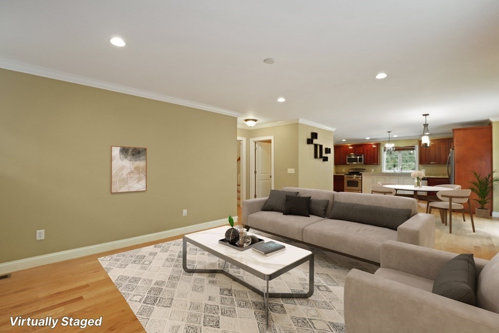 211 Bailey Street Canton, MA 02021 - Photo 4 of 40 Gallery Image 4