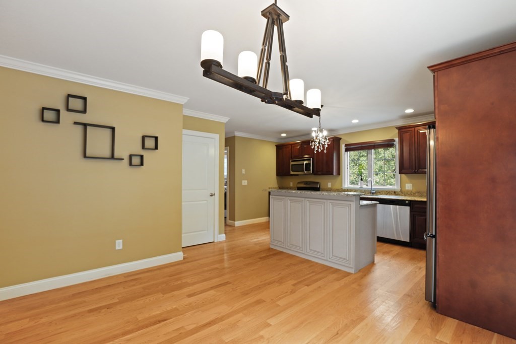 211 Bailey Street Canton, MA 02021 - Photo 9 of 40 Gallery Image 9