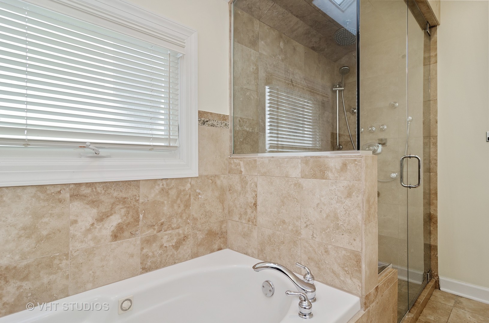 Undisclosed Address Chicago, IL 60618 - Photo 12 of 27