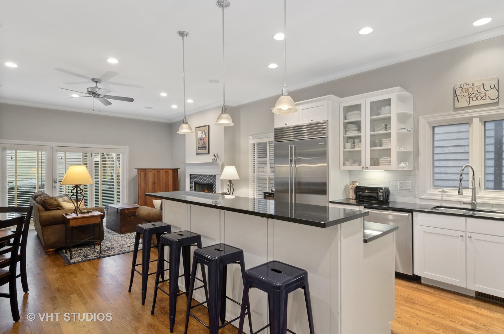 Undisclosed Address Chicago, IL 60618 - Photo 8 of 27