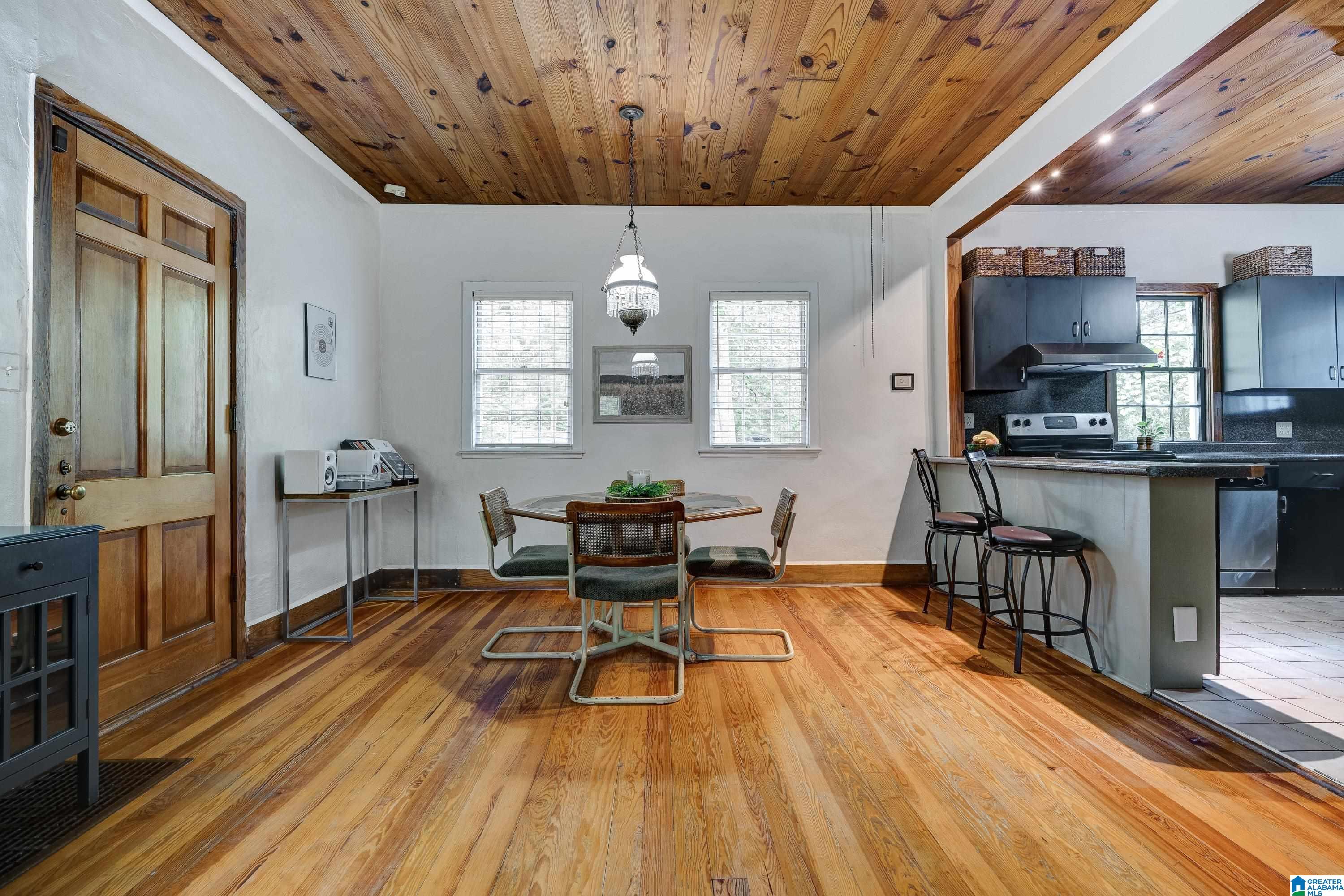 645 Ridge Road Birmingham, AL 35206 - Photo 7 of 38