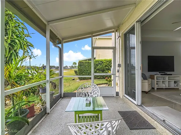 a view of outdoor space yard and porch