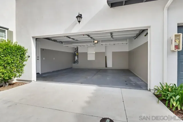 $3,950 | 2170 Bobcat Court, Unit 126, Chula Vista, CA 91915