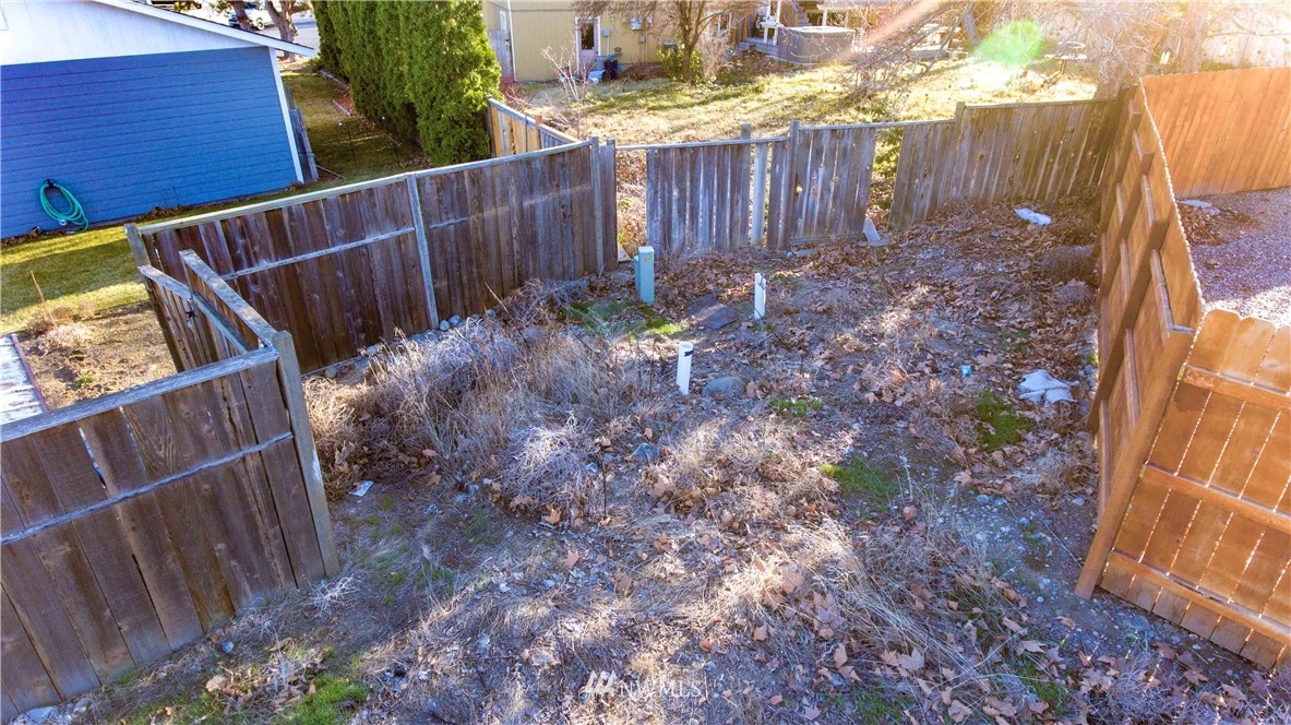 327 North Clark Road Moses Lake, WA 98837 - Photo 5 of 11 Gallery Image 5