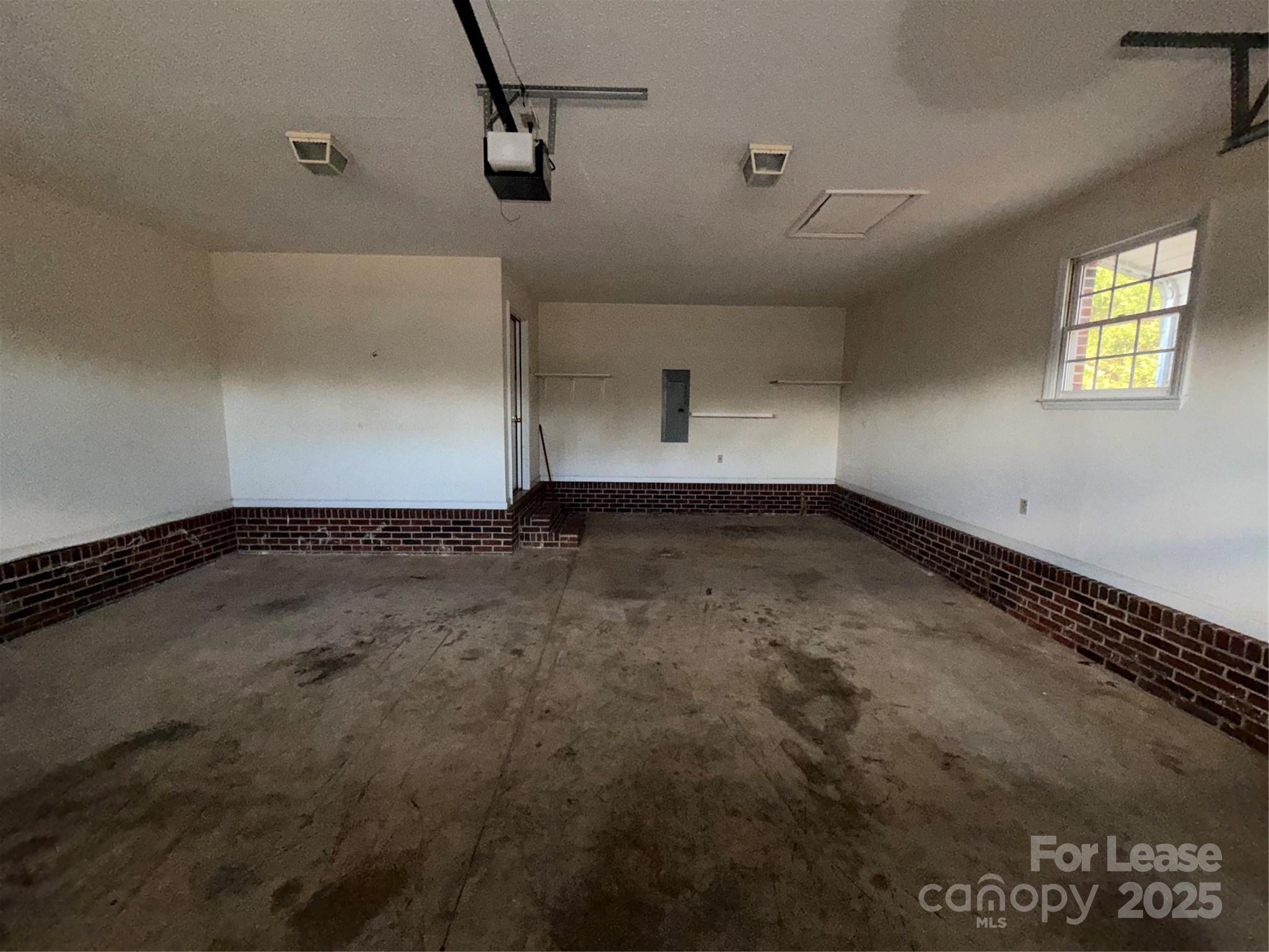 401 Miller Farm Road Statesville, NC 28625 - Photo 17 of 18 a view of a room with window